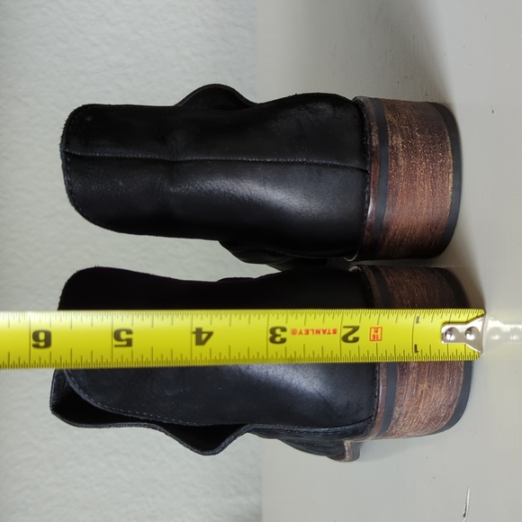 Steve Madden Wila Ankle Boots (Booties) in Size 8 Black - Picture 9 of 9